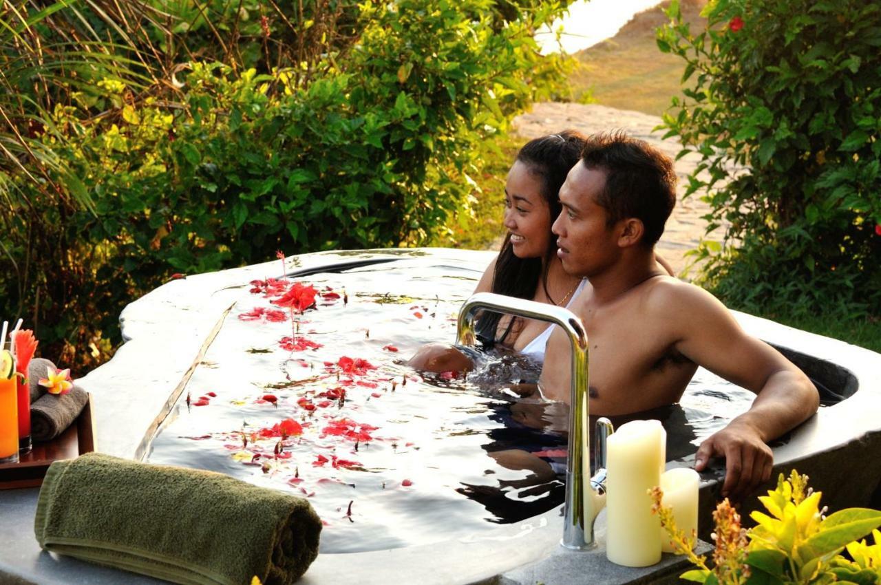 Bulung Daya Beach Villa Retreat Antasari Esterno foto